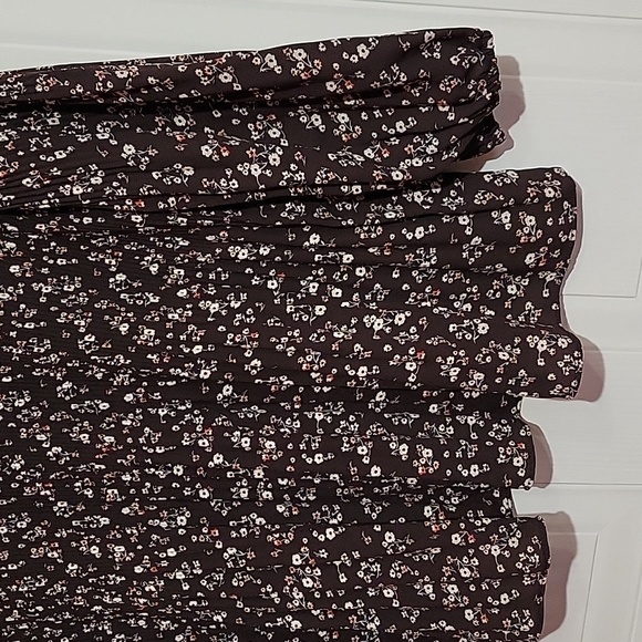 Adrianna Papell Boho Style Flower Pattern With Puff Sleeves US S - Picture 3 of 15